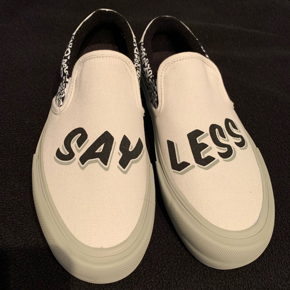 Skate shoes